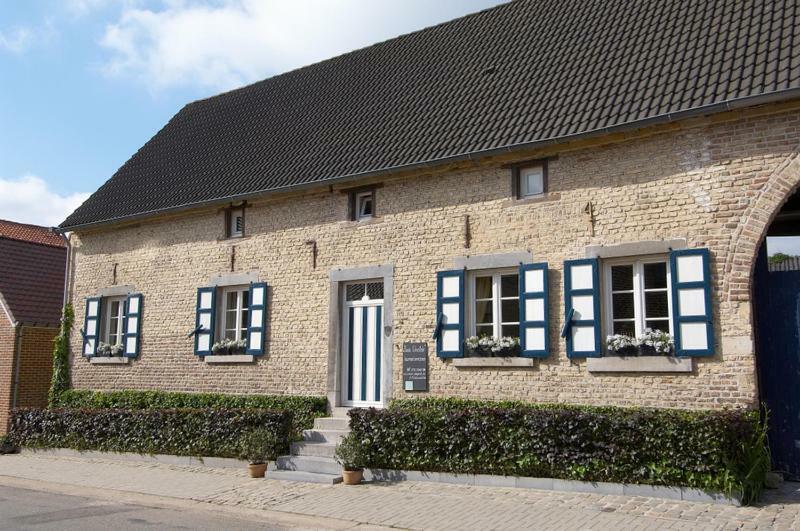 Gasthaus Lisa'S Weelde Tongern Exterior foto